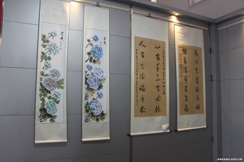 锦绣十载，艺韵流芳——第十届女子书画手工作品展巡礼